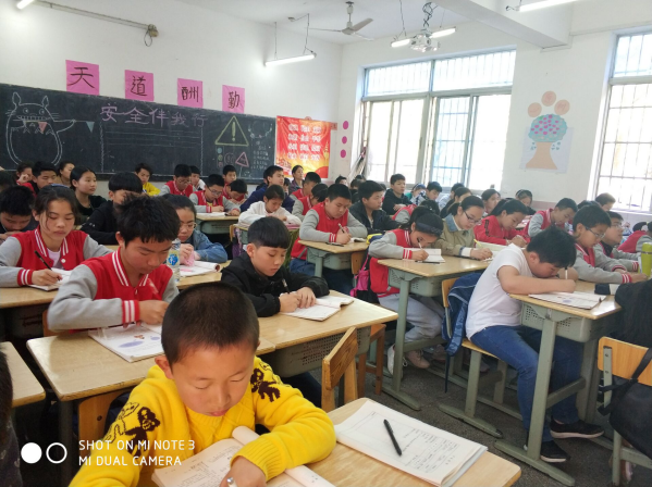 南昌現代外國語學校111151.png